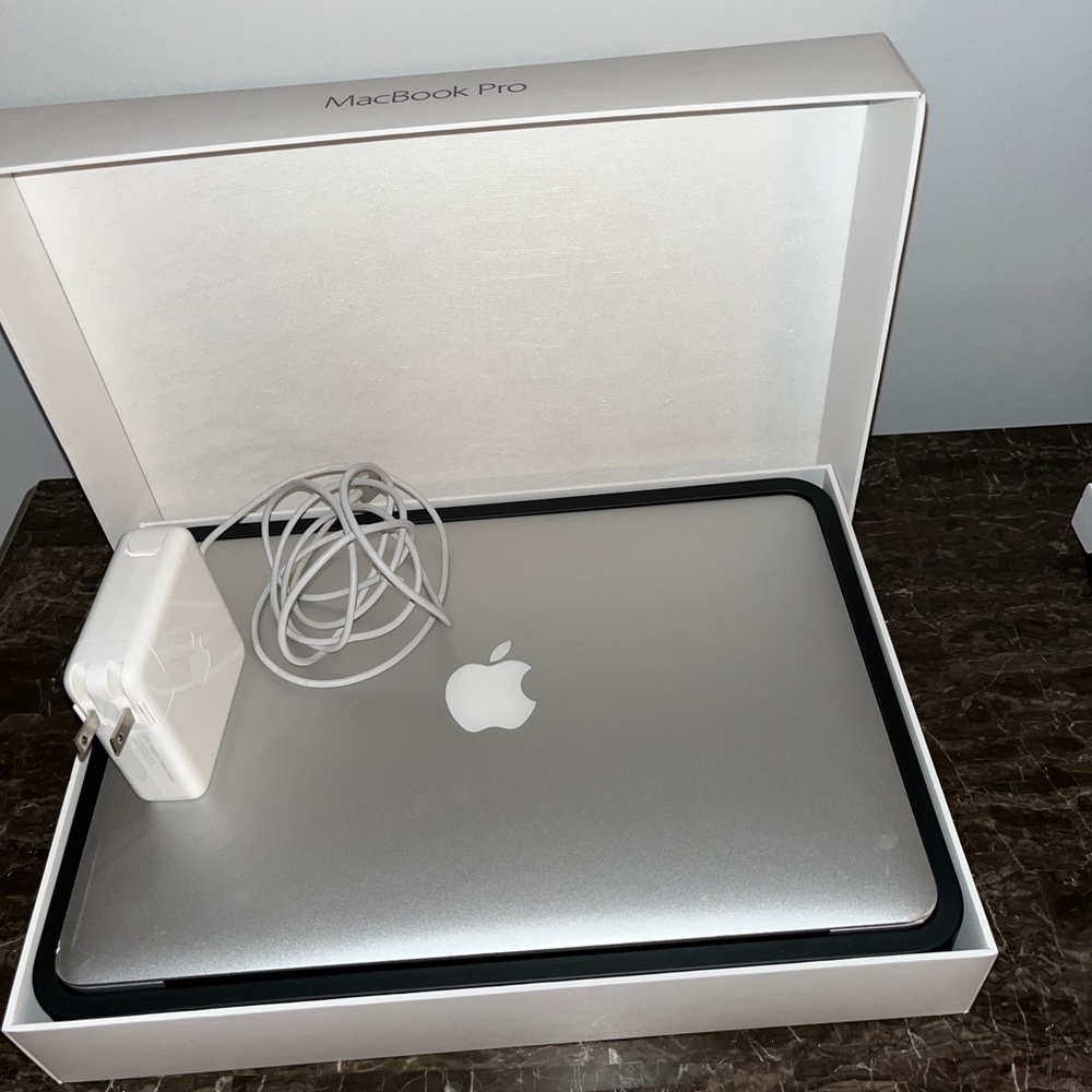 MAC BOOK PRO (Retina, 13”, 2016)